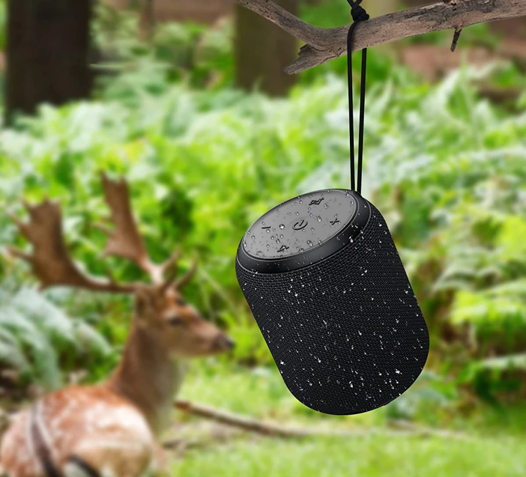 Waterproof bluetooth speaker